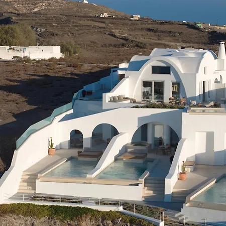 Omna Caldera Apartmanhotel Akrotírion