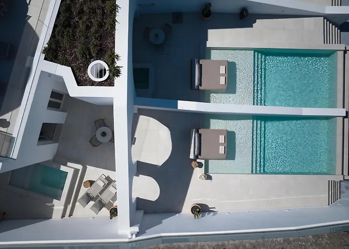 Omna Caldera Apartmanhotel Akrotírion