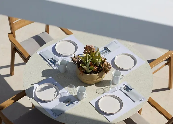 Omna Caldera Akrotírion