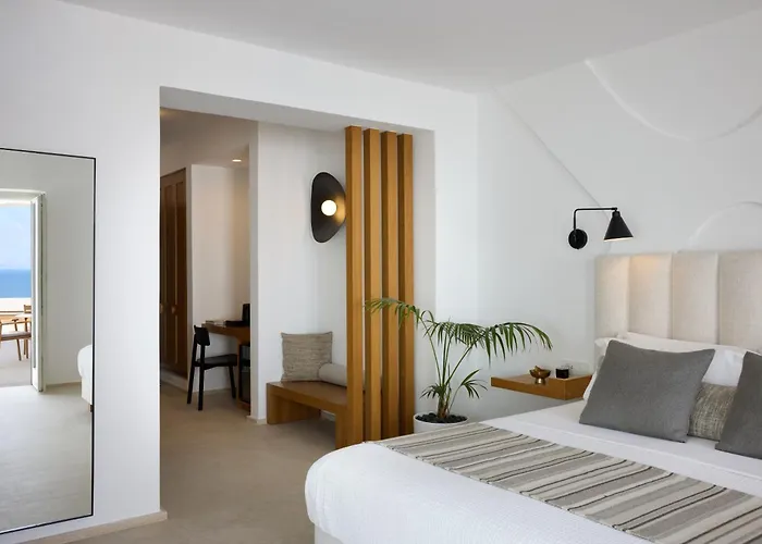 Omna Caldera Akrotírion