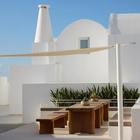 Omna Caldera Apartahotel Akrotírion