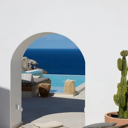 Omna Caldera Akrotírion